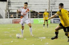 Foto de la galería: Goleada de la Franja en el pase a cuartos del Torneo Regional