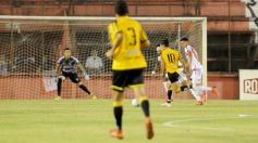 Foto de la galería: Goleada de la Franja en el pase a cuartos del Torneo Regional