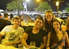 Foto de la galería: Celebración, encuentro y amigos en las últimas recorridas del 2021 en la ciudad capital