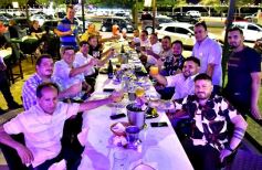 Foto de la galería: Celebración, encuentro y amigos en las últimas recorridas del 2021 en la ciudad capital