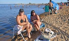 Foto de la galería: Postales del verano posadeño en la Playa Costa Sur de Miguel Lanús