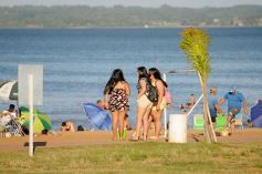 Foto de la galería: Postales del verano posadeño en la Playa Costa Sur de Miguel Lanús