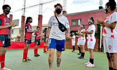 Sixto Fotografías. Deportes. Fútbol Femenino - Yamila Rodríguez fue reconocida por el club Huracán