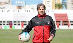 Sixto Fotografías. Deportes. Torneo Regional Federal Amateur - Guarani aspira al ascenso de la mano de Carlos Marczuk