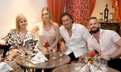 Sixto Fotografías. Sociedad. Degustación - Noche de degustación y buena música en el Almacén del Vino Epicúreo