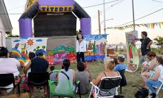 Foto de la galería: Teatro popular y diversión en el Festival Itinerante "Fauna Roja" en Posadas
