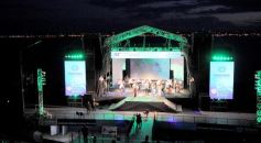 Foto de la galería: Postales exclusivas de lo que fue la última noche del 52° Festival del Litoral en Posadas