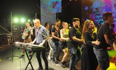 Foto de la galería: Postales exclusivas de lo que fue la última noche del 52° Festival del Litoral en Posadas