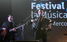 Foto de la galería: Postales exclusivas de lo que fue la última noche del 52° Festival del Litoral en Posadas