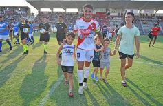 Foto de la galería: Guaraní ganó y selló su pase a semifinales del Torneo Regional