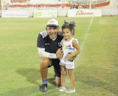 Foto de la galería: La Franja ganó en casa y quedó a un paso de la final del Torneo Regional