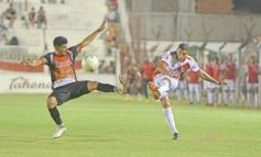 Foto de la galería: La Franja ganó en casa y quedó a un paso de la final del Torneo Regional