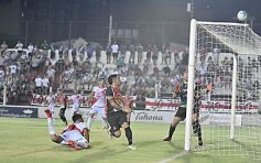 Foto de la galería: La Franja ganó en casa y quedó a un paso de la final del Torneo Regional