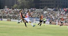 Foto de la galería: La Franja ganó en casa y quedó a un paso de la final del Torneo Regional