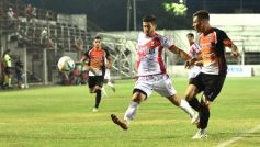 Foto de la galería: La Franja ganó en casa y quedó a un paso de la final del Torneo Regional