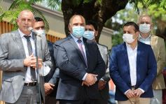 Foto de la galería: Herrera Ahuad y Manzur supervisaron la ejecución de distintas obras en Posadas