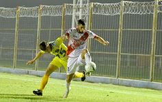 Foto de la galería: La Franja se trajo un empate de Formosa y define la final en casa