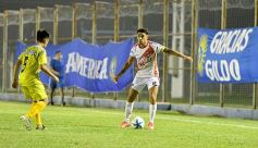 Foto de la galería: La Franja se trajo un empate de Formosa y define la final en casa