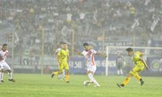 Foto de la galería: La Franja se trajo un empate de Formosa y define la final en casa