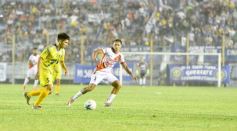 Foto de la galería: La Franja se trajo un empate de Formosa y define la final en casa