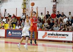 Foto de la galería: Tokio ganó en casa y extendió su invicto en el Torneo Federal de Básquet