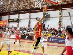 Foto de la galería: Tokio ganó en casa y extendió su invicto en el Torneo Federal de Básquet