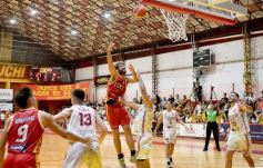 Foto de la galería: Tokio ganó en casa y extendió su invicto en el Torneo Federal de Básquet