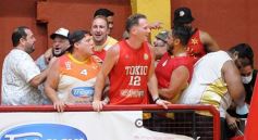 Foto de la galería: Tokio ganó en casa y extendió su invicto en el Torneo Federal de Básquet