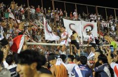 Foto de la galería: Villa Sarita se vistió de fiesta con el triunfo de La Franja en casa