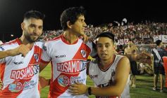 Foto de la galería: Villa Sarita se vistió de fiesta con el triunfo de La Franja en casa