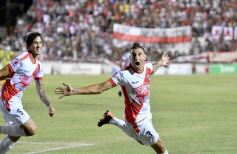 Foto de la galería: Villa Sarita se vistió de fiesta con el triunfo de La Franja en casa