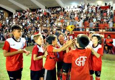 Foto de la galería: Villa Sarita se vistió de fiesta con el triunfo de La Franja en casa