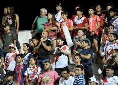 Foto de la galería: Villa Sarita se vistió de fiesta con el triunfo de La Franja en casa