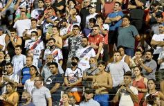 Foto de la galería: Villa Sarita se vistió de fiesta con el triunfo de La Franja en casa