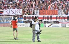 Foto de la galería: Villa Sarita se vistió de fiesta con el triunfo de La Franja en casa
