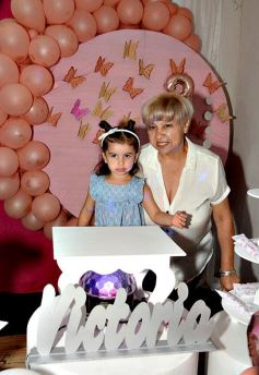 Foto de la galería: Felices tres años de la pequeña Victoria Alfonsina