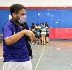 Foto de la galería: Jornada Solidaria de Futsal y reencuentro de glorias misioneras en Posadas