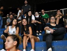 Foto de la galería: Jornada Solidaria de Futsal y reencuentro de glorias misioneras en Posadas