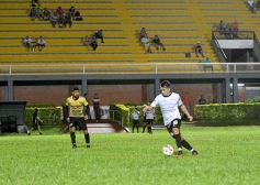 Foto de la galería: Fútbol solidario en el Club Crucero del Norte de Garupá