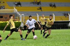 Foto de la galería: Fútbol solidario en el Club Crucero del Norte de Garupá