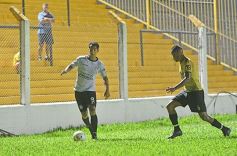 Foto de la galería: Fútbol solidario en el Club Crucero del Norte de Garupá