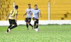 Foto de la galería: Fútbol solidario en el Club Crucero del Norte de Garupá