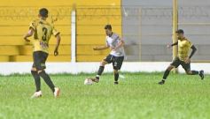 Foto de la galería: Fútbol solidario en el Club Crucero del Norte de Garupá