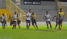 Foto de la galería: Fútbol solidario en el Club Crucero del Norte de Garupá