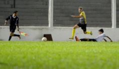 Foto de la galería: Fútbol solidario en el Club Crucero del Norte de Garupá