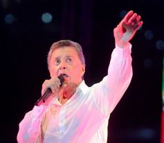 Foto de la galería: Con el corazón contento: Palito Ortega y el reencuentro con el público misionero en Posadas