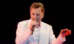 Foto de la galería: Con el corazón contento: Palito Ortega y el reencuentro con el público misionero en Posadas