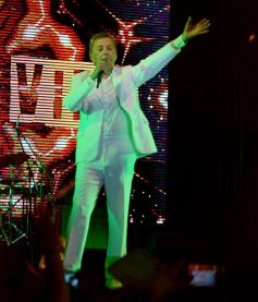 Foto de la galería: Con el corazón contento: Palito Ortega y el reencuentro con el público misionero en Posadas