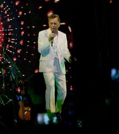 Foto de la galería: Con el corazón contento: Palito Ortega y el reencuentro con el público misionero en Posadas