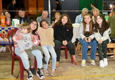 Foto de la galería: Cena, fiesta y baile en el 34° aniversario del Barrio El Territorio